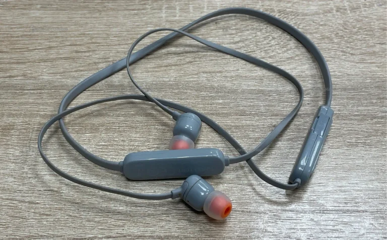 Наушники  jbl