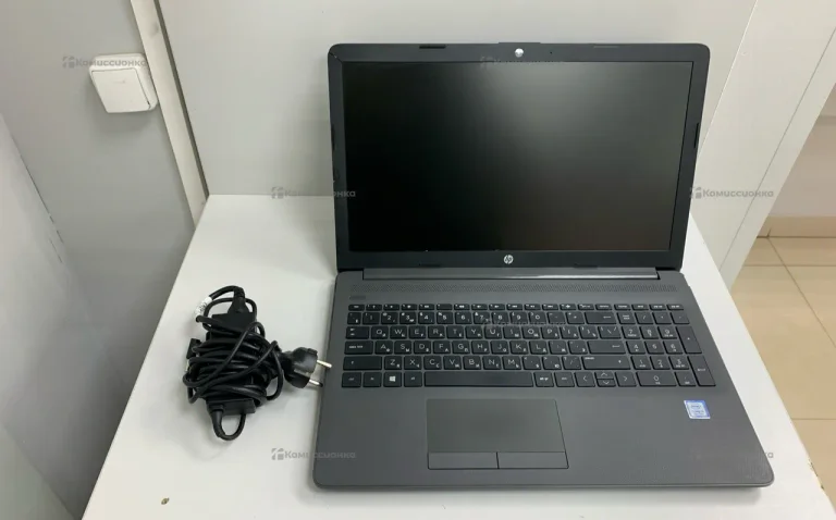 Ноутбук  HP 240 G7