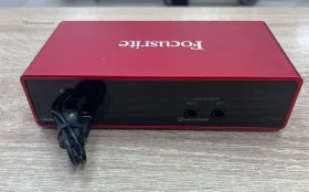 Звуковая карта Focusrite Scarlett 2i2