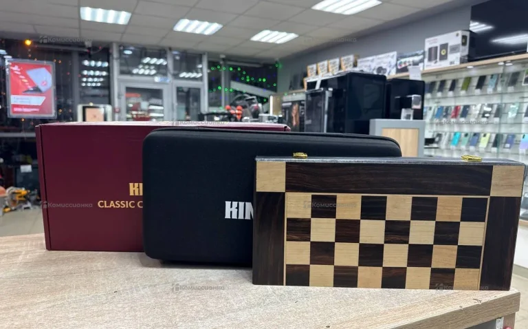 Шахматы Kingside Каролинги