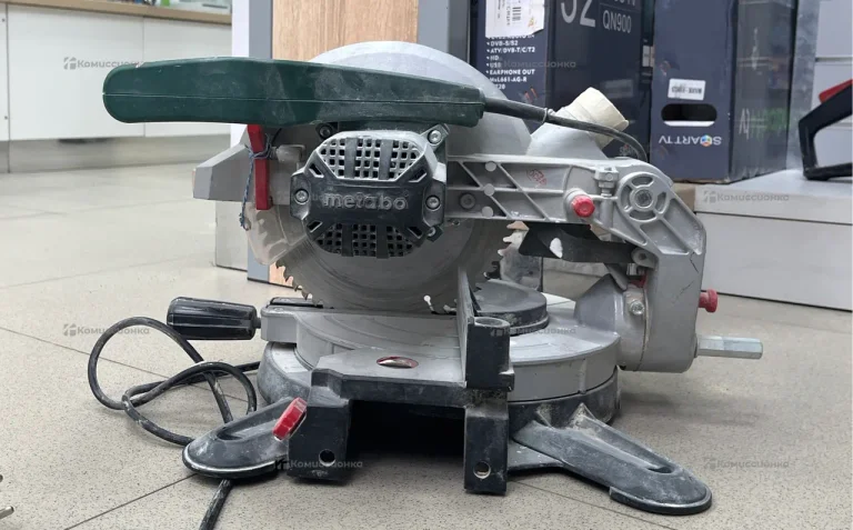 Торцевая пила Metabo KS 216 M