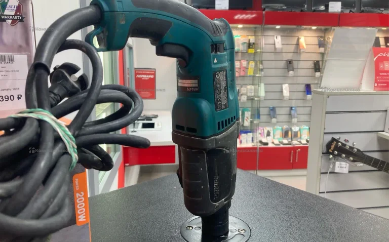 Перфоратор makita HR2470