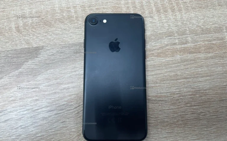 Apple iPhone 7 2/32 ГБ