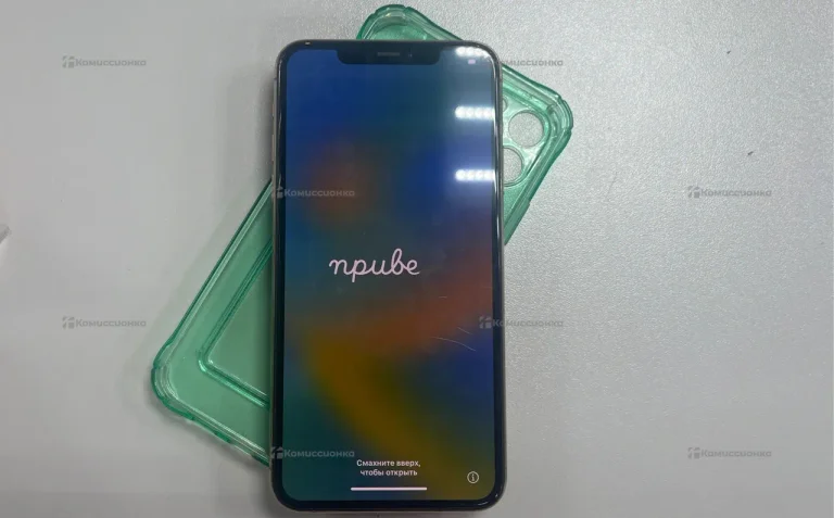 Apple iPhone 11 Pro Max 4/64 ГБ