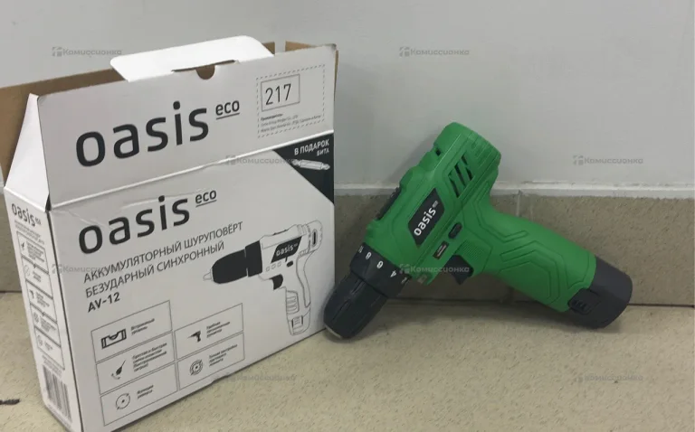 Аккумуляторный шуруповерт Oasis AV-12