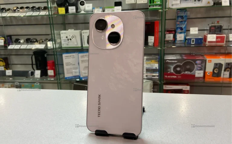 Tecno Spark Go 1 4/128 ГБ