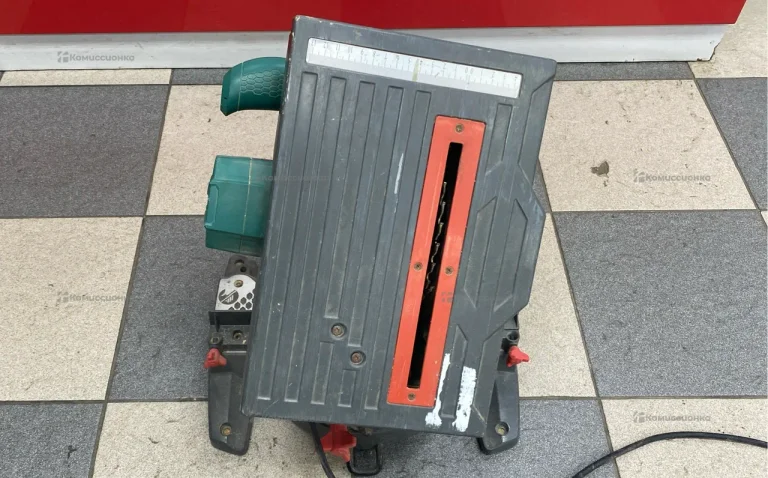 Пила торцовочная комбинированная Hammerflex STL120