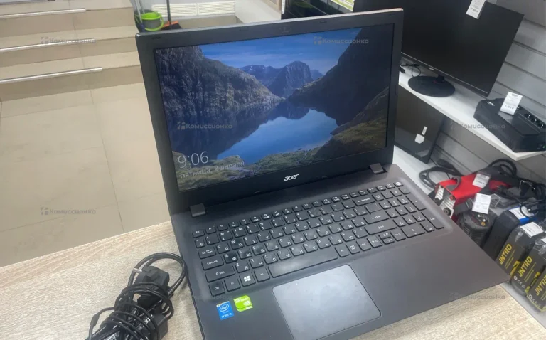 Ноутбук  Acer Extensa 2511G
