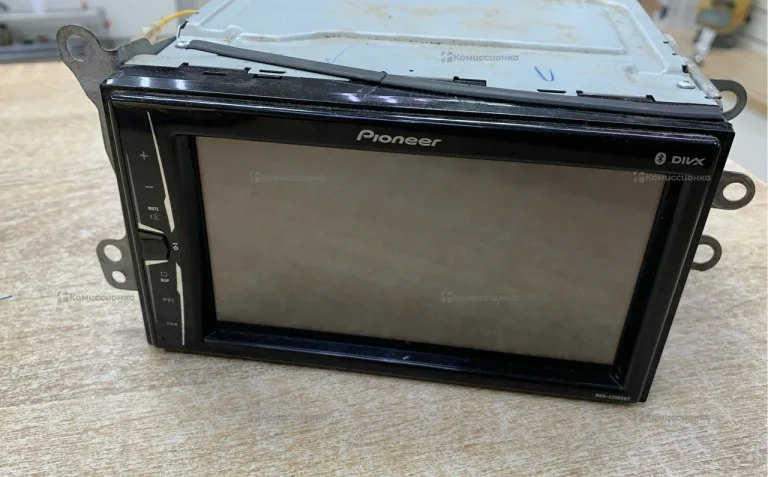 Автомагнитола Pioneer MVH-A200BT