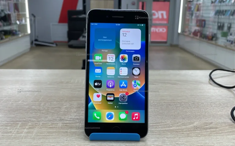 Apple Apple iPhone 8 Plus 64 GB