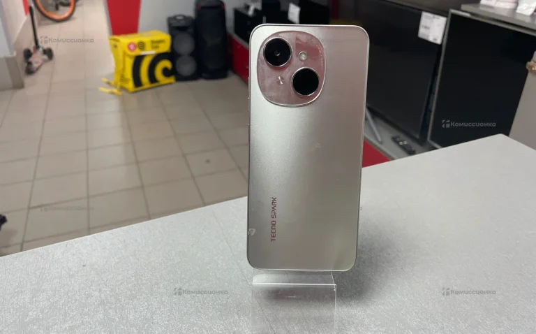 Tecno Spark 30 8/128 ГБ