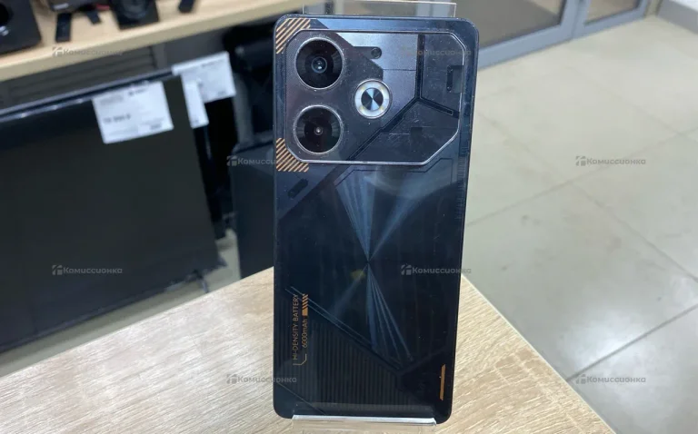 Tecno Pova 6 8/256 ГБ