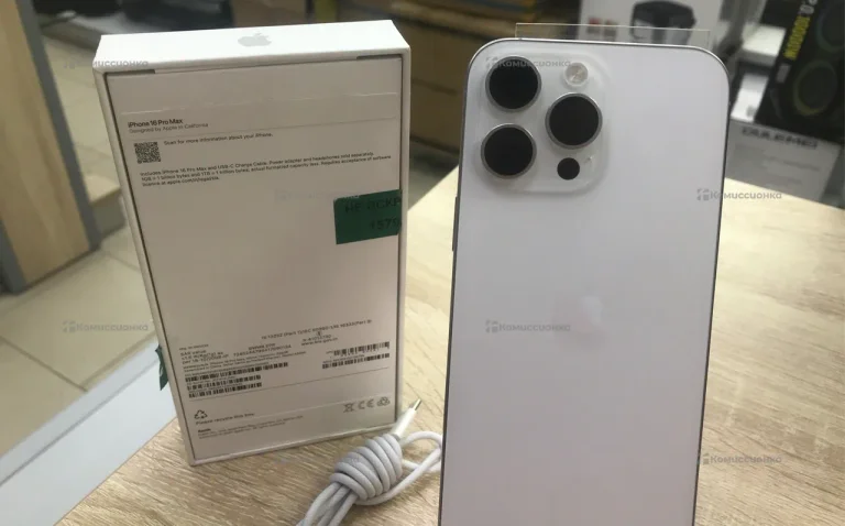 Apple iPhone 16 Pro Max 8/256 ГБ
