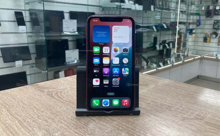 Apple iPhone XR 3/64 ГБ