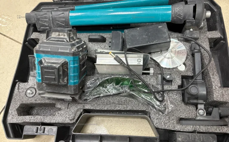 Лазерный уровень no name