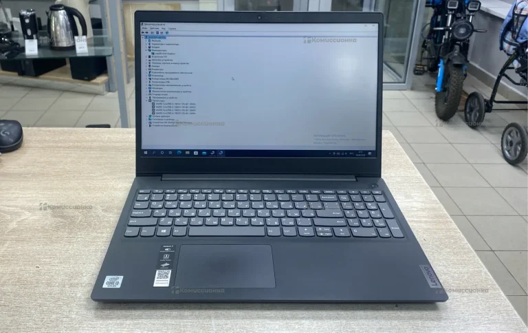Ноутбук  LENOVO 81WE