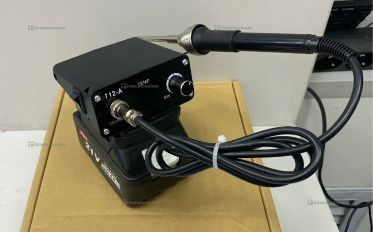 Паяльник аккумуляторный Makita SRG21