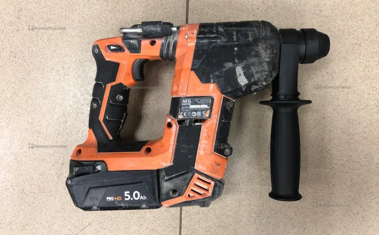 Аккумуляторный перфоратор AEG BBH18BL