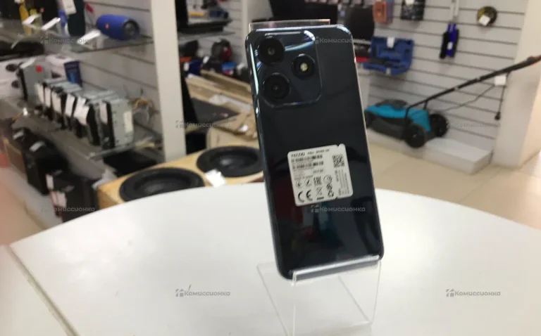 Tecno Spark 10C 4/64 ГБ