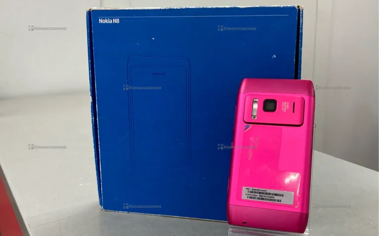Nokia N8-00