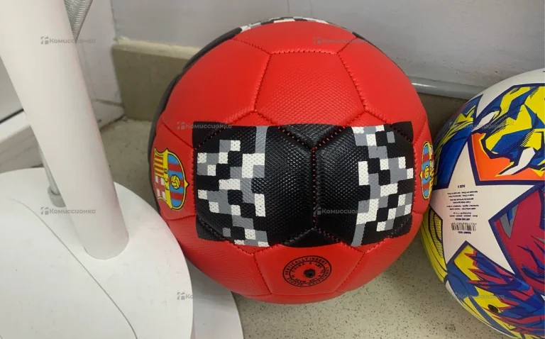 Футбольный мяч FC BARCELONA