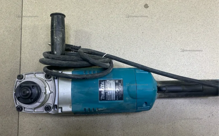 УШМ MAKITA GA9020S