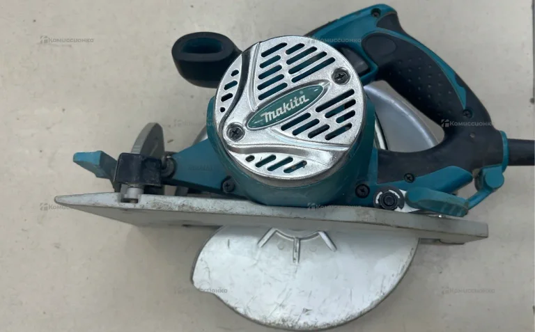 Дисковая пила makita 5008MG
