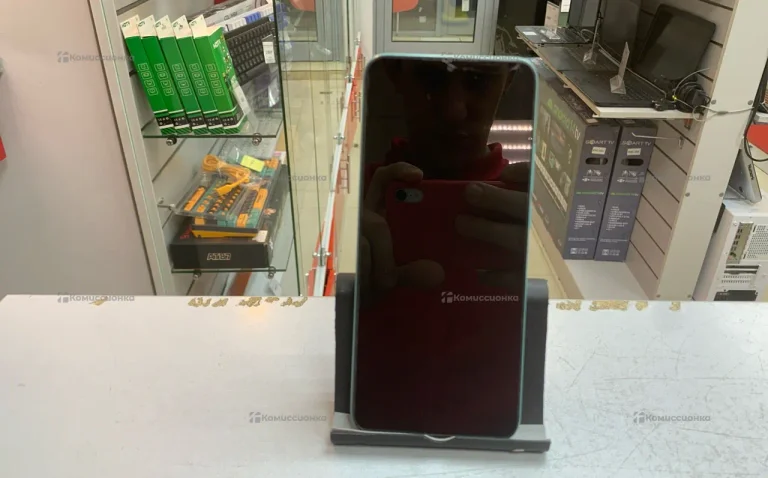 Xiaomi Poco C40 4/64 ГБ (битый)