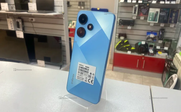 Infinix Hot 30i 4/64 ГБ