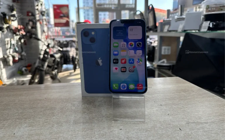 Apple iPhone 13 4/256 ГБ