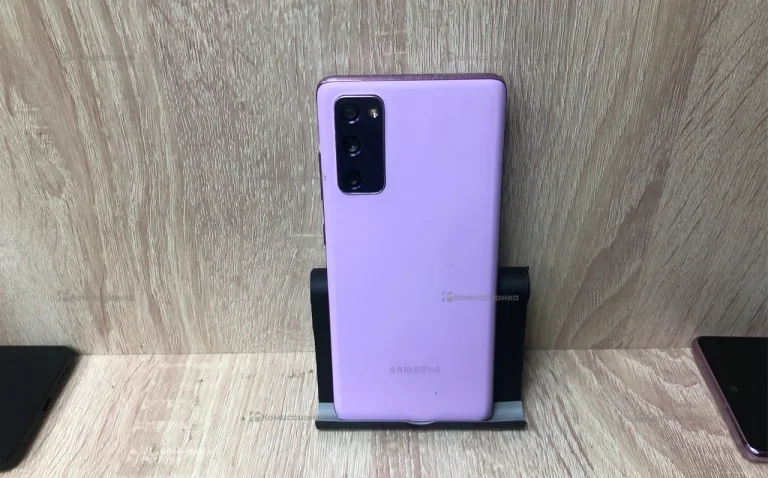 Samsung Galaxy S20 FE 6/128 ГБ