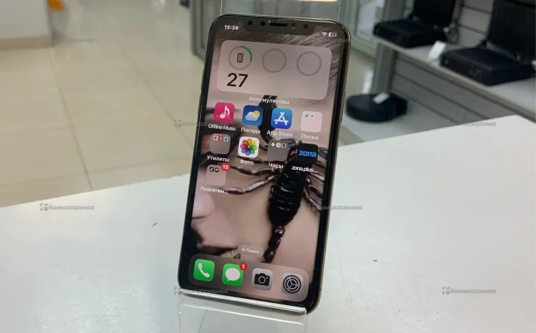 Apple iPhone XS 4/64 ГБ