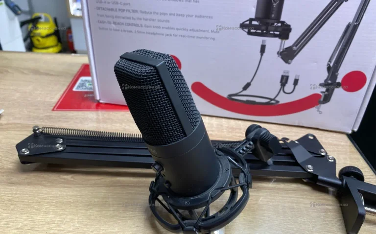 Микрофон Fifine T683