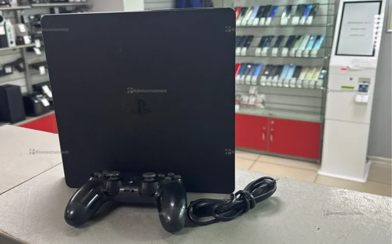 Приставка PS4. slim 500 Gb