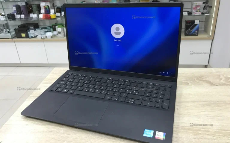 Ноутбук  DELL Vostro 3520