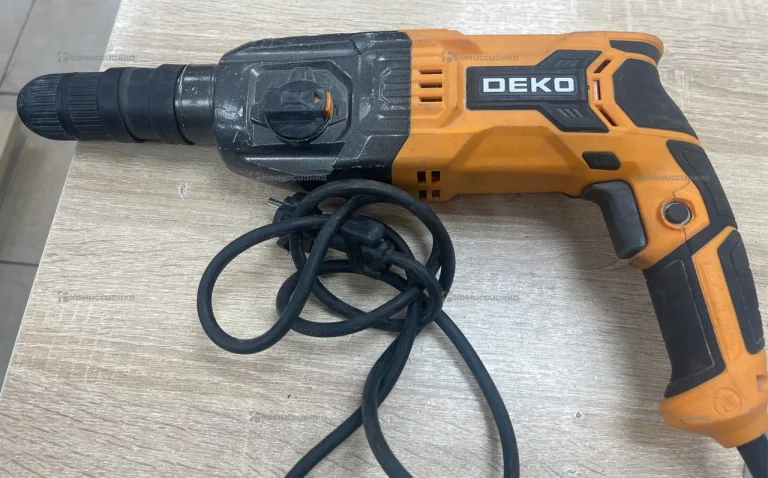 Перфоратор сетевой DKH1350W