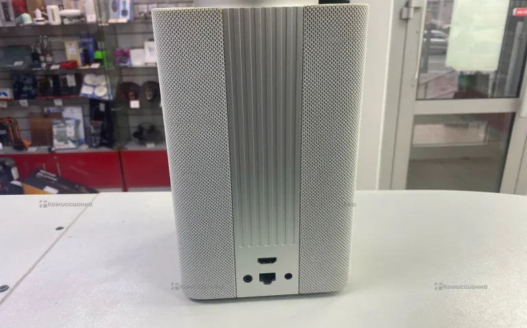 Колонка яндекс станция макс