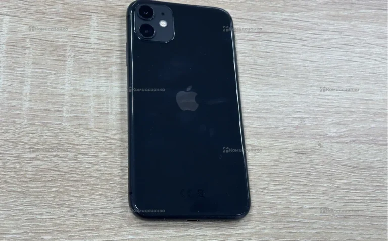 Apple iPhone 11 4/128 ГБ