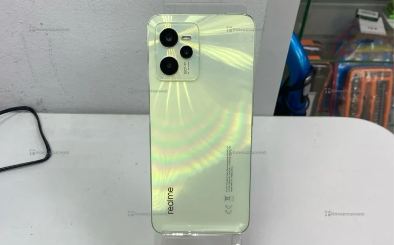 Realme c35
