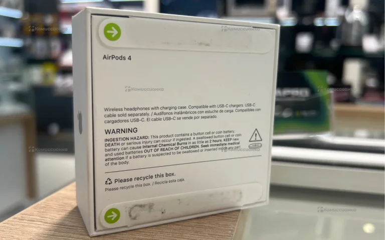 Apple AirPods 4