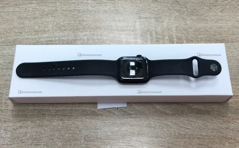 Часы  Apple watch 7 45mm