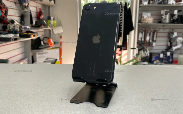 apple iphone SE 64 gb