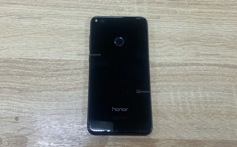 Honor 8 Lite 4/32 ГБ