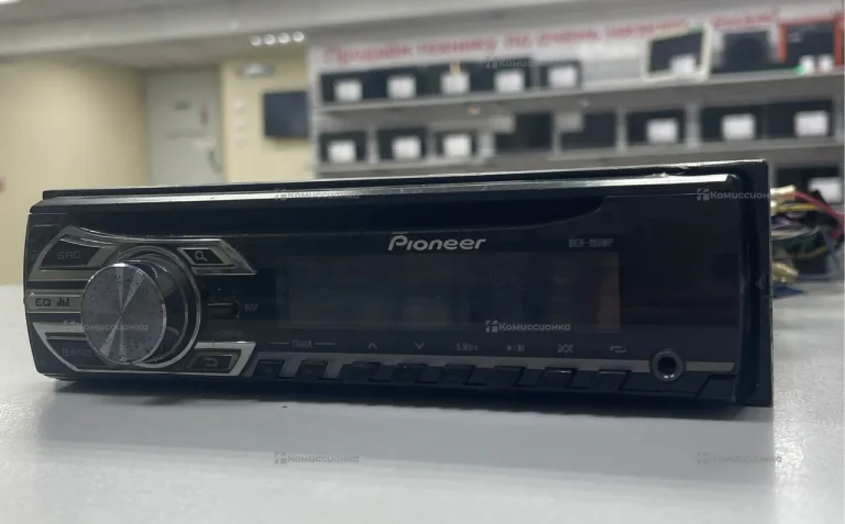 Автомагнитола  Pioneer DEH-1500UBG