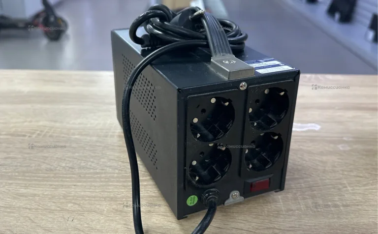 Стабилизатор напряжения ippon AVR-1000
