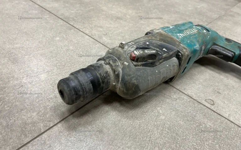 Перфоратор makita HR2470