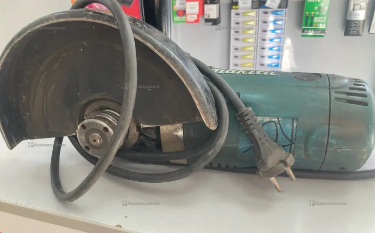 УШМ Makita 240