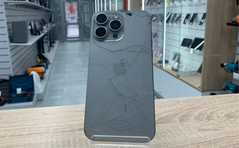 Apple iPhone 15 Pro Max 8/256 ГБ