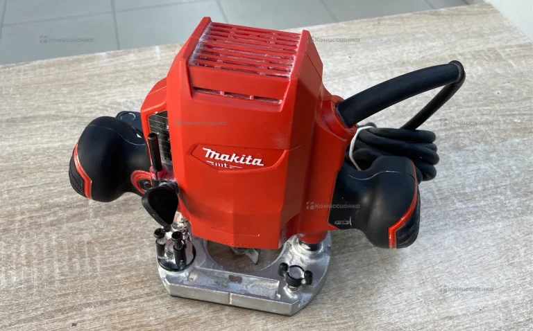 Фрезер makita MT M3601