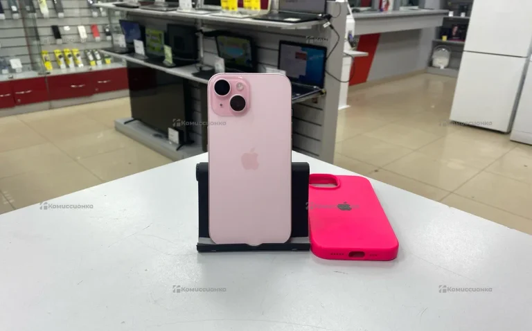 Apple iPhone 15 6/128 ГБ
